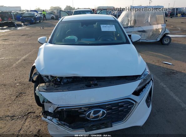 KMHC65LC7LU238841 2020 HYUNDAI IONIQ HYBRID White Dashboard view