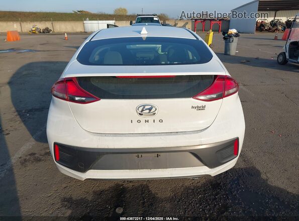 KMHC65LC7LU238841 2020 HYUNDAI IONIQ HYBRID White 