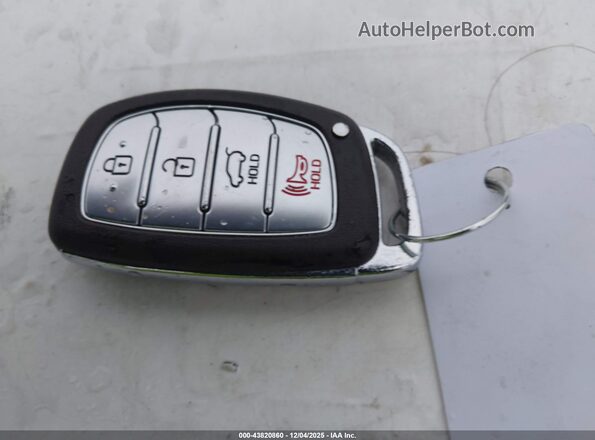KMHC75LC0HU035634 2017 HYUNDAI IONIQ HYBRID Белый Вид панели приборов