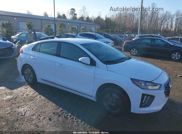 KMHC75LC1LU215990 2020 HYUNDAI IONIQ HYBRID Белый Передняя правая четверть