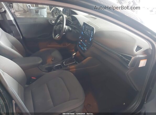KMHC75LC6NU281440 2022 HYUNDAI IONIQ HYBRID Черный Вид салона спереди