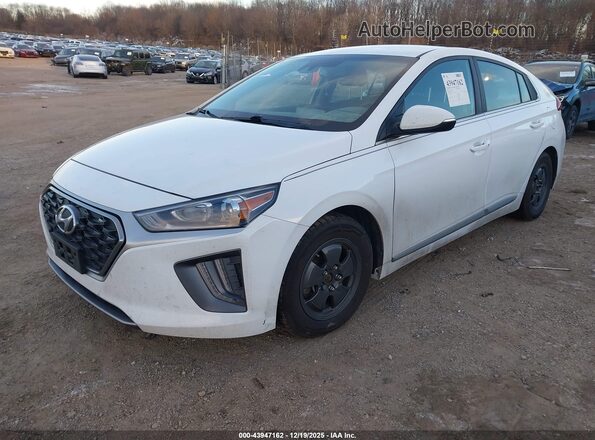 KMHC75LC8NU273484 2022 HYUNDAI IONIQ HYBRID White წინა მარცხენა ხედი სამი მეოთხედიდან