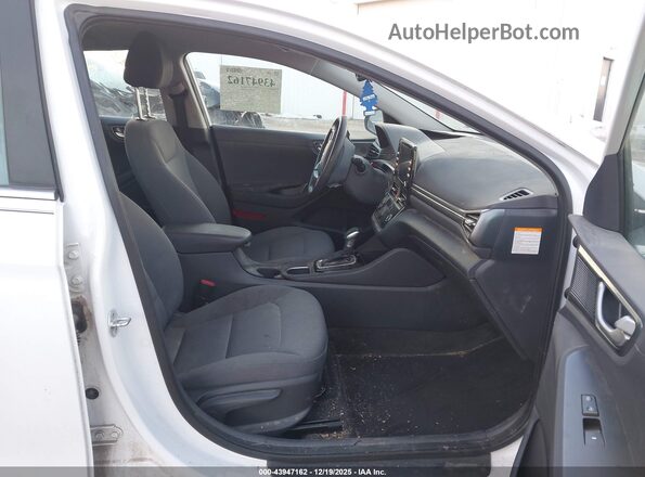 KMHC75LC8NU273484 2022 HYUNDAI IONIQ HYBRID White წინა სალონის ხედი