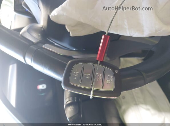 KMHC85LC2MU259351 2021 HYUNDAI IONIQ HYBRID Серый Вид панели приборов