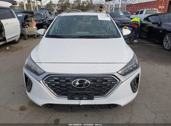 KMHC85LC4LU239777 2020 HYUNDAI IONIQ HYBRID White Սարքավորումների վահանակի տեսք