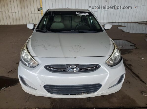 KMHCT4AE5GU033225 2016 HYUNDAI ACCENT White Vista frontal