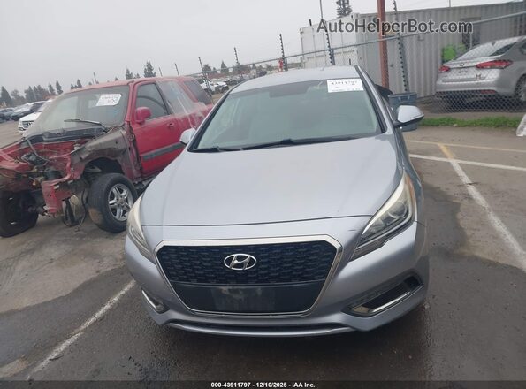 KMHE24L11HA055196 2017 HYUNDAI SONATA HYBRID Серебряный Вид щитка приборов