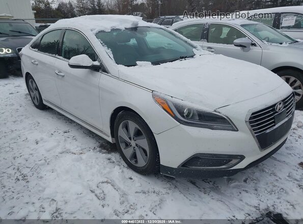 KMHE34L13GA030683 2016 HYUNDAI SONATA HYBRID Белый Передняя правая четверть
