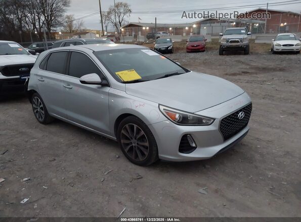 KMHH35LE0JU062972 2018 HYUNDAI ELANTRA GT Серебряный Вид задней части салона