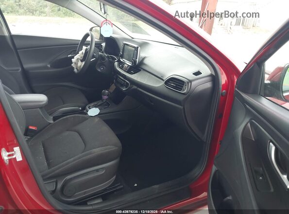KMHH35LE1LU139240 2020 HYUNDAI ELANTRA GT Красный Вид салона спереди