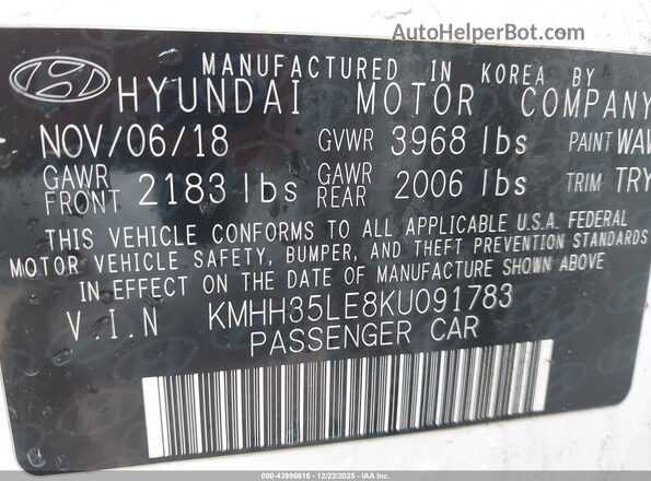 KMHH35LE8KU091783 2019 HYUNDAI ELANTRA GT White Widok komory silnika