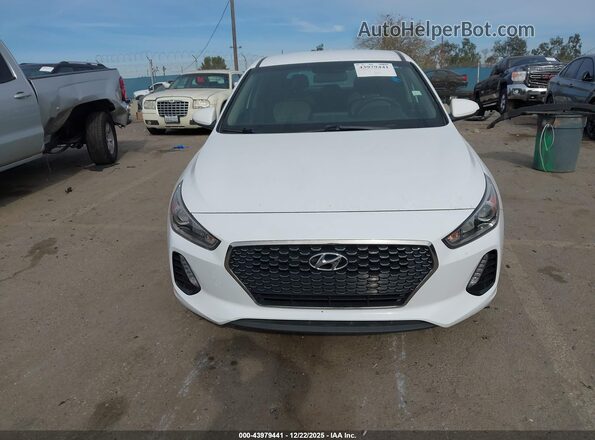 KMHH35LEXJU074109 2018 HYUNDAI ELANTRA GT Белый Вид спереди