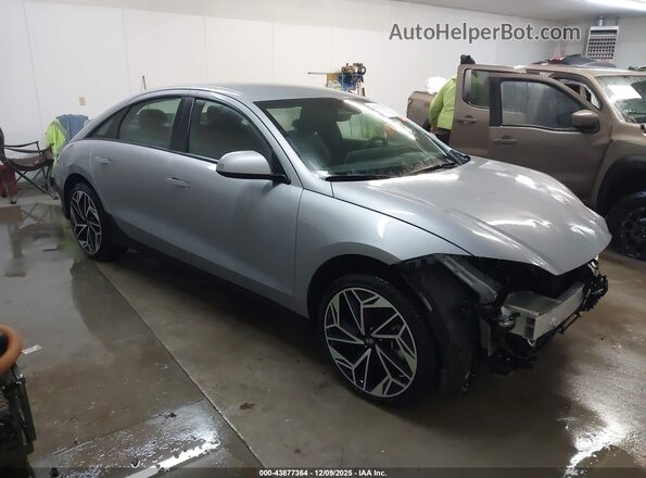 KMHM34AC0RA064356 2024 HYUNDAI IONIQ 6 Silver Delantero derecho