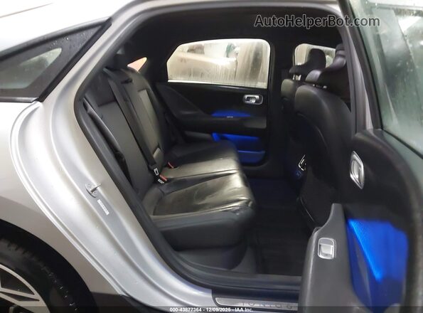 KMHM34AC0RA064356 2024 HYUNDAI IONIQ 6 Silver Vista de la etiqueta del VIN