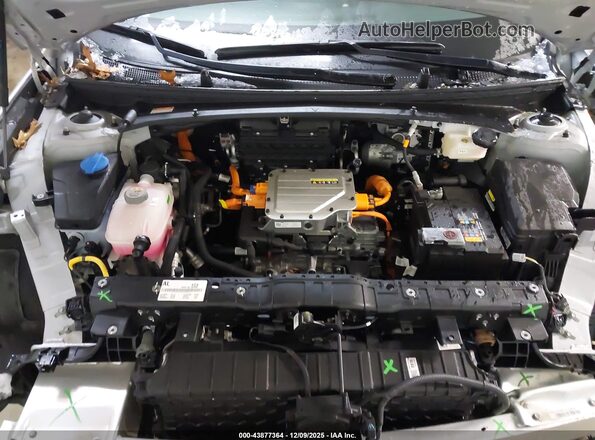 KMHM34AC0RA064356 2024 HYUNDAI IONIQ 6 Silver Vista trasera