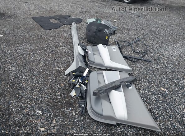 KMHM34AC4PA020437 2023 HYUNDAI IONIQ 6 White ხელსაწყოთა პანელის ხედი