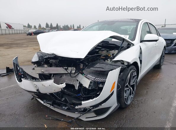 KMHM54AA2RA061175 2024 HYUNDAI IONIQ 6 White Передня ліва чверть