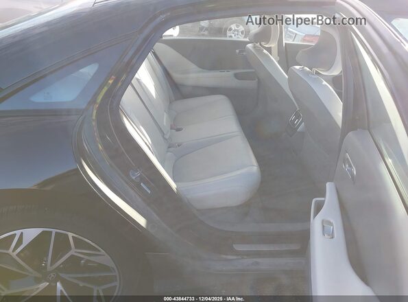 KMHM54AC0RA058485 2024 HYUNDAI IONIQ 6 Black Вид наклейки з VIN-кодом
