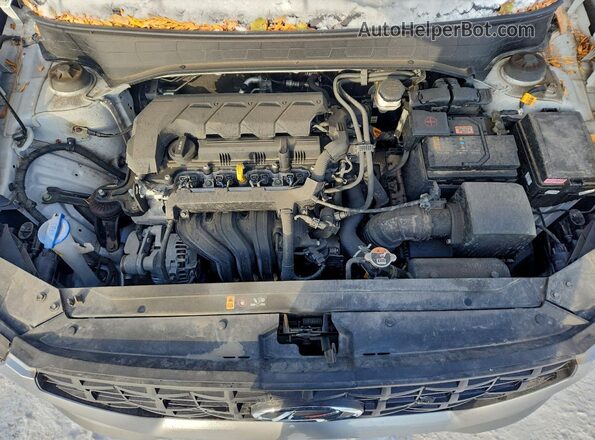 KMHRC8A32PU240803 2023 HYUNDAI VENUE Silver Vista interior trasera