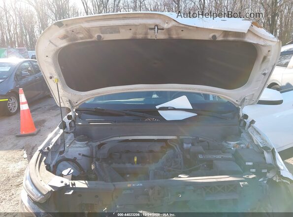 KMHRC8A35LU032652 2020 HYUNDAI VENUE White Հետևի տեսք