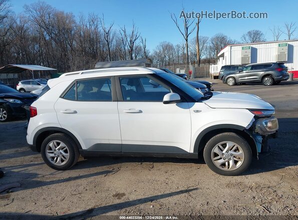 KMHRC8A35LU032652 2020 HYUNDAI VENUE White Սալոնի հետևի տեսք
