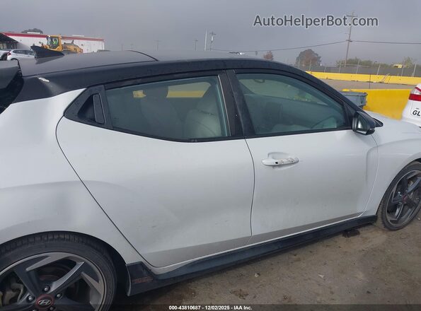 KMHTH6AB7KU015014 2019 HYUNDAI VELOSTER White Widok wnętrza z tyłu