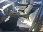 2025 Genesis G70 Base Black vin: KMTG34SC4SU157449
