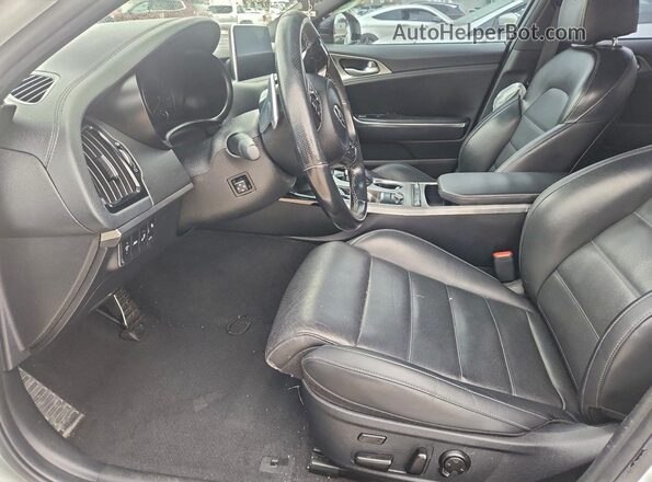 KNAE55LCXM6096228 2021 KIA STINGER Белый Вид салона спереди