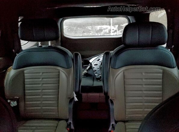KNDADFS57R6042051 2024 KIA EV9 Black Vista de los asientos traseros