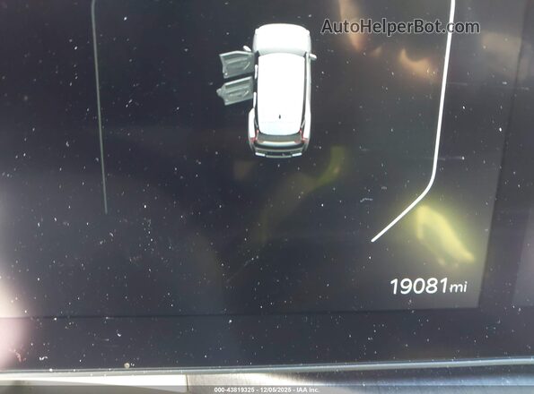 KNDAFFS51R6038488 2024 KIA EV9 Black Vista de los asientos traseros