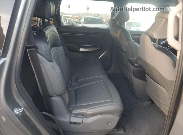 KNDAFFS52R6037592 2024 KIA EV9 Gray Widok wnętrza z tyłu