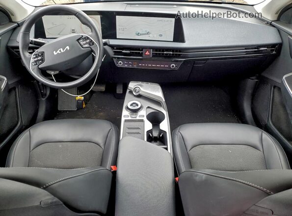 KNDC3DLC7R5616800 2024 KIA EV6 Белый Вид панели приборов