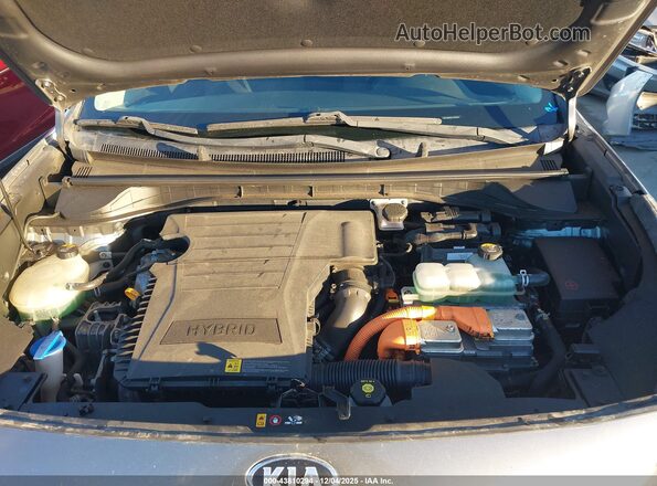 KNDCB3LC2J5146225 2018 KIA NIRO Серый Вид сзади