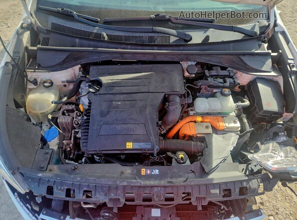 KNDCB3LC9L5382437 2020 KIA NIRO Белый Вид задней части салона