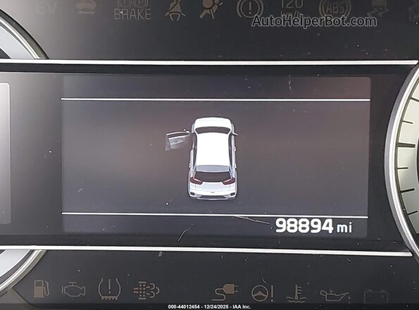 KNDCB3LC9N5538642 2022 KIA NIRO Синий 