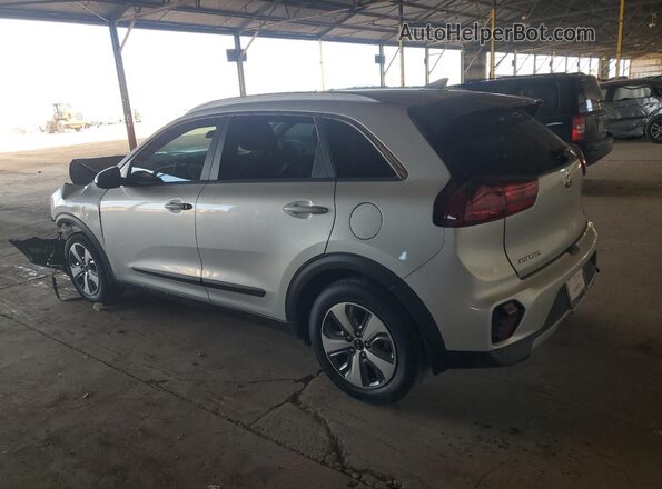 KNDCB3LCXM5486565 2021 KIA NIRO Серебряный Задняя левая четверть