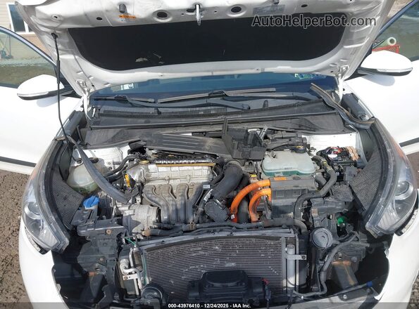 KNDCC3LC2H5033365 2017 KIA NIRO White Vista trasera
