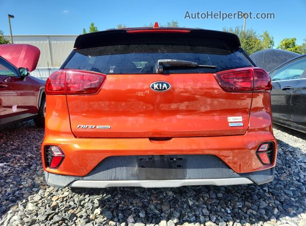KNDCC3LC5M5480573 2021 KIA NIRO Оранжевый Вид сзади