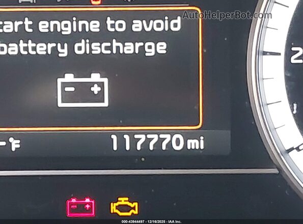 KNDCC3LC7H5072128 2017 KIA NIRO Белый 