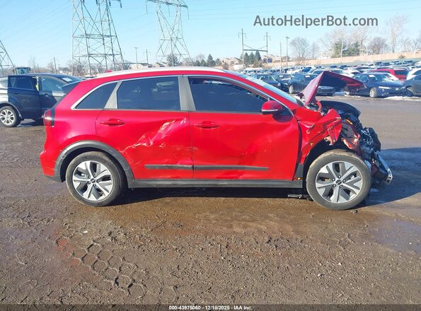 KNDCC3LG8N5125059 2022 KIA NIRO EV Красный Вид задней части салона