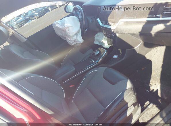 KNDCC3LG8N5125059 2022 KIA NIRO EV Красный Вид салона спереди
