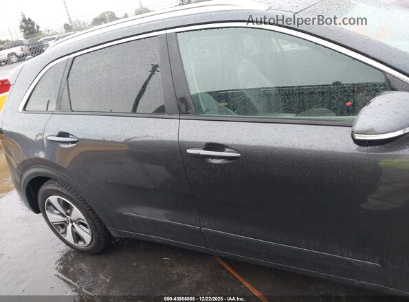 KNDCD3LD8K5304796 2019 KIA NIRO PLUG-IN HYBRID Gray Widok wnętrza z tyłu