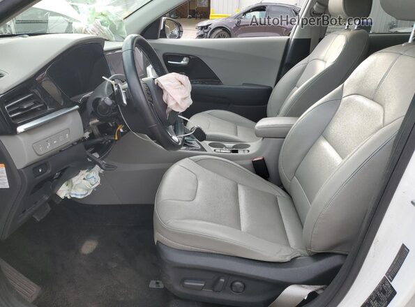 KNDCE3LC1M5483514 2021 KIA NIRO White Սալոնի դիմացի տեսք