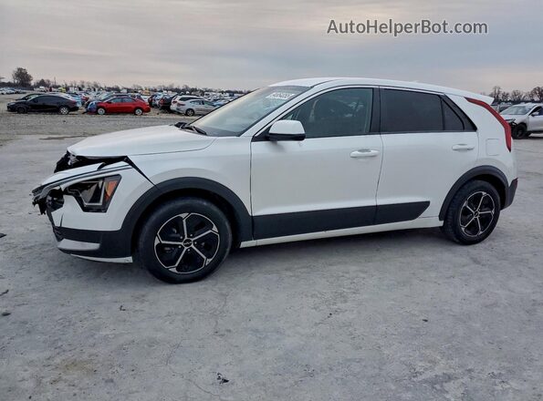 KNDCP3LE2P5091500 2023 KIA NIRO White წინა მარცხენა ხედი სამი მეოთხედიდან