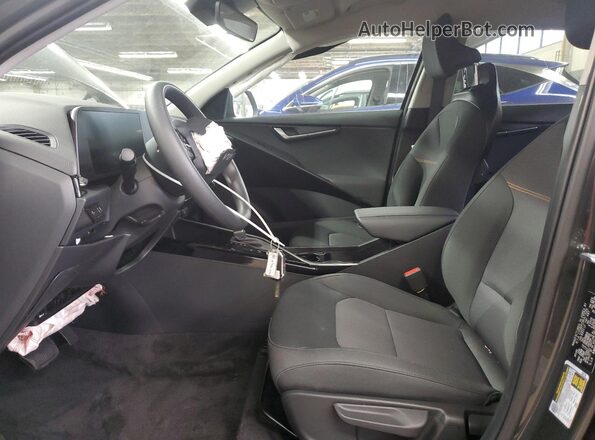 KNDCP3LE9T5316182 2026 KIA NIRO Серый Вид салона спереди