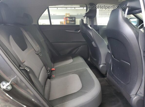 KNDCP3LE9T5316182 2026 KIA NIRO Серый Вид задней части салона