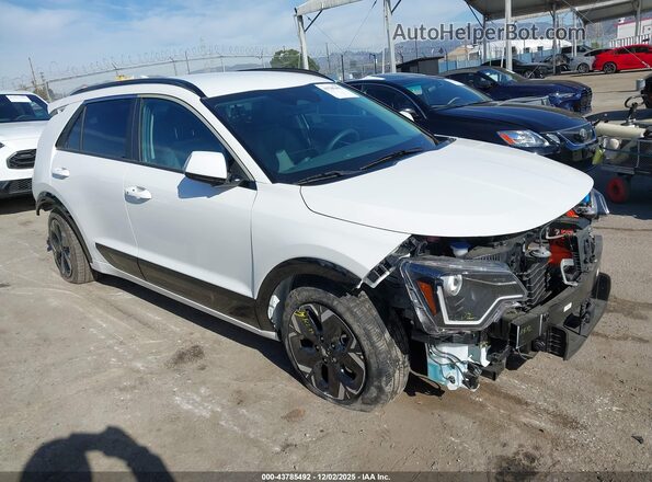 KNDCR3L19S5141275 2025 KIA NIRO EV Белый Передняя правая четверть