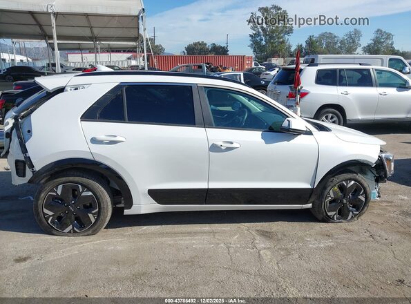 KNDCR3L19S5141275 2025 KIA NIRO EV Белый Панорамный вид салона 360°