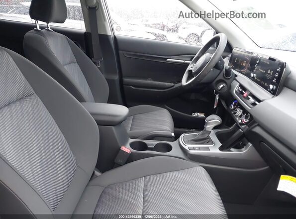 KNDEP2AA8T7874225 2026 KIA SELTOS Black Widok wnętrza z przodu