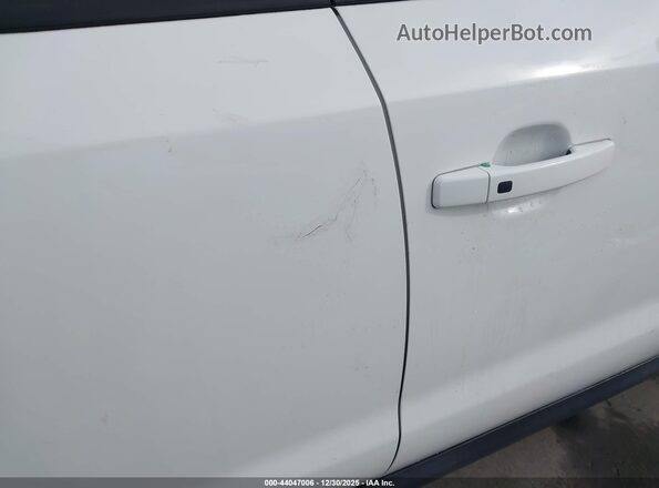 KNDJX3AE2G7007593 2016 KIA SOUL EV Белый Вид спереди